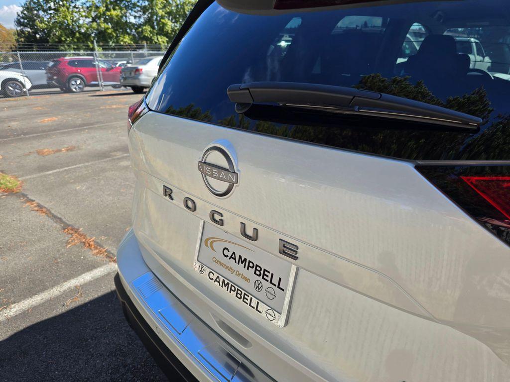 new 2026 Nissan Rogue car, priced at $33,126
