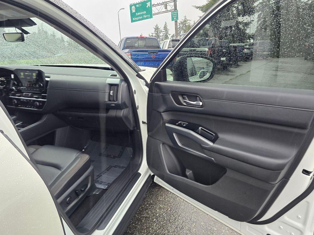 used 2023 Nissan Pathfinder car, priced at $35,955