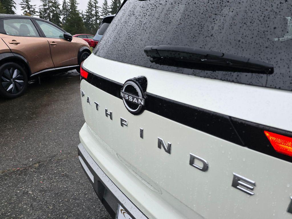used 2023 Nissan Pathfinder car, priced at $35,955