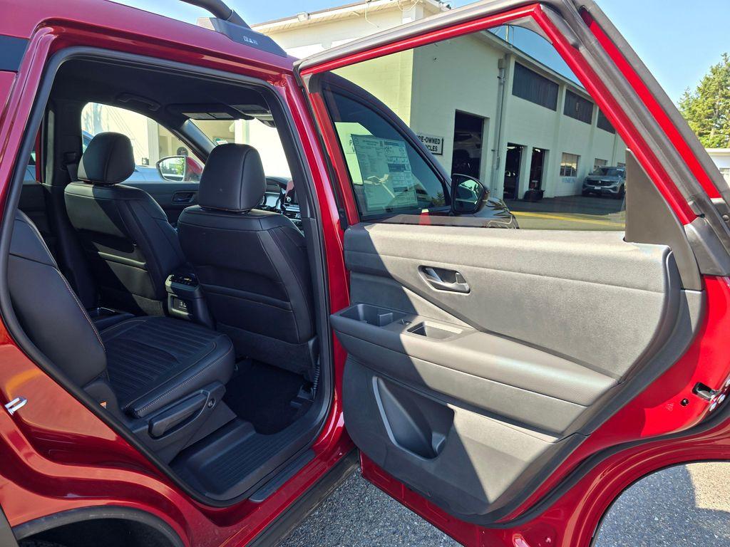 new 2025 Nissan Pathfinder car, priced at $44,479