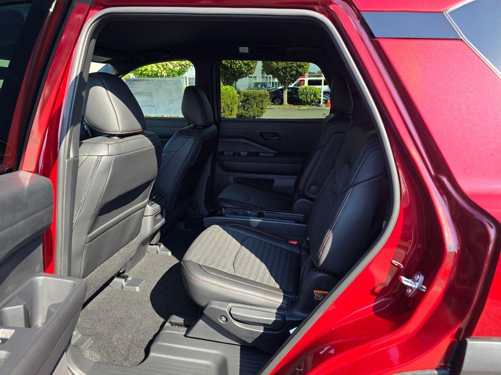 new 2025 Nissan Pathfinder car, priced at $44,479