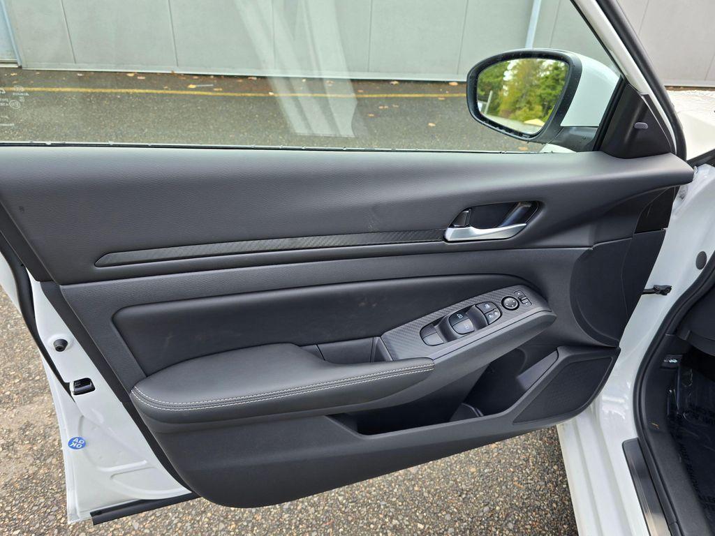 new 2025 Nissan Altima car, priced at $28,856