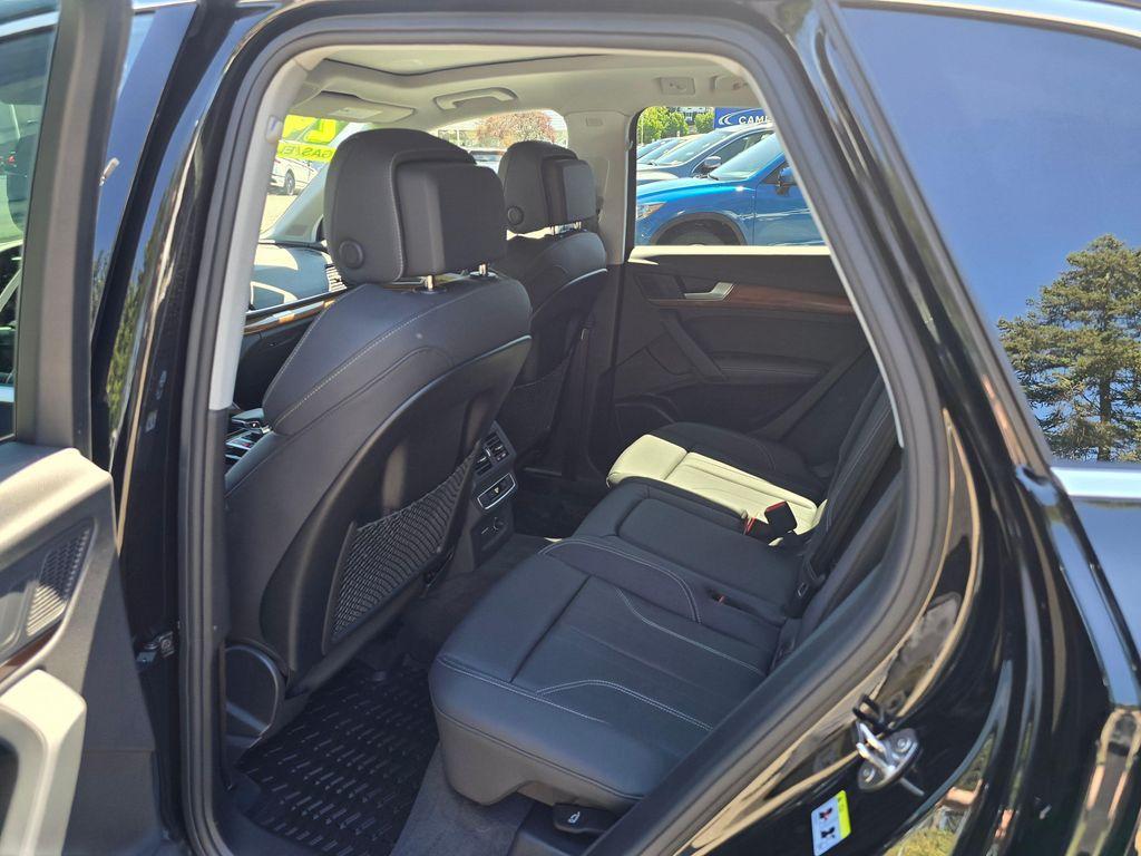 used 2024 Audi Q5 e car, priced at $40,955