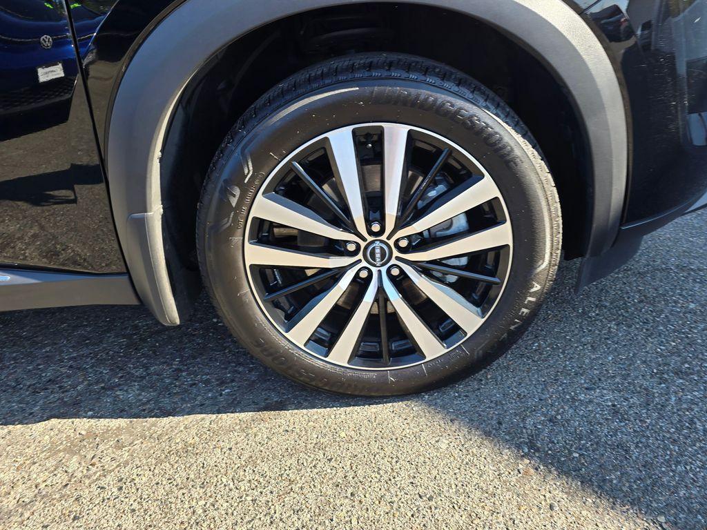 used 2024 Nissan Pathfinder car, priced at $39,955