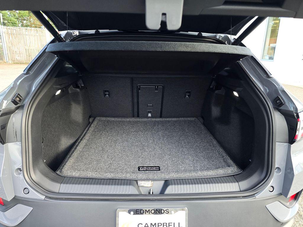 used 2025 Volkswagen ID.4 car, priced at $35,950