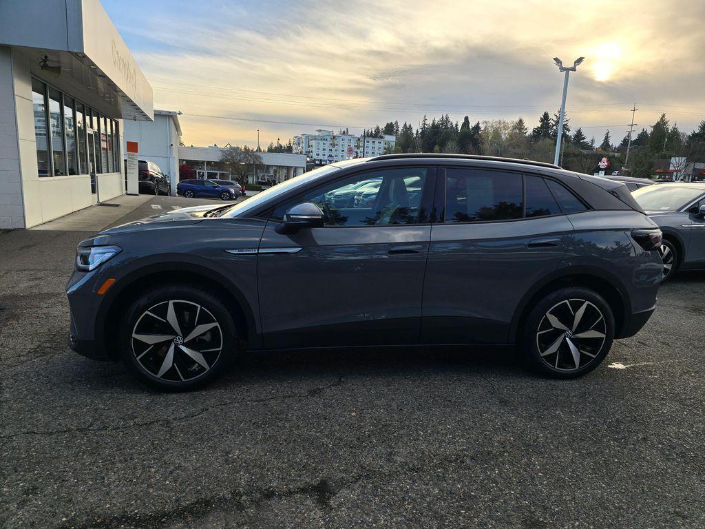 used 2025 Volkswagen ID.4 car, priced at $35,950