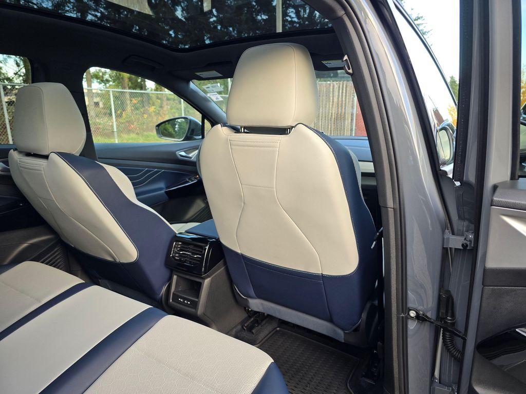 used 2025 Volkswagen ID.4 car, priced at $35,950
