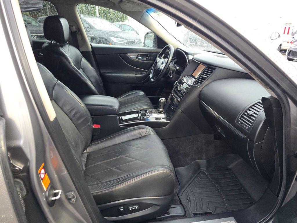 used 2009 INFINITI FX35 car, priced at $7,850