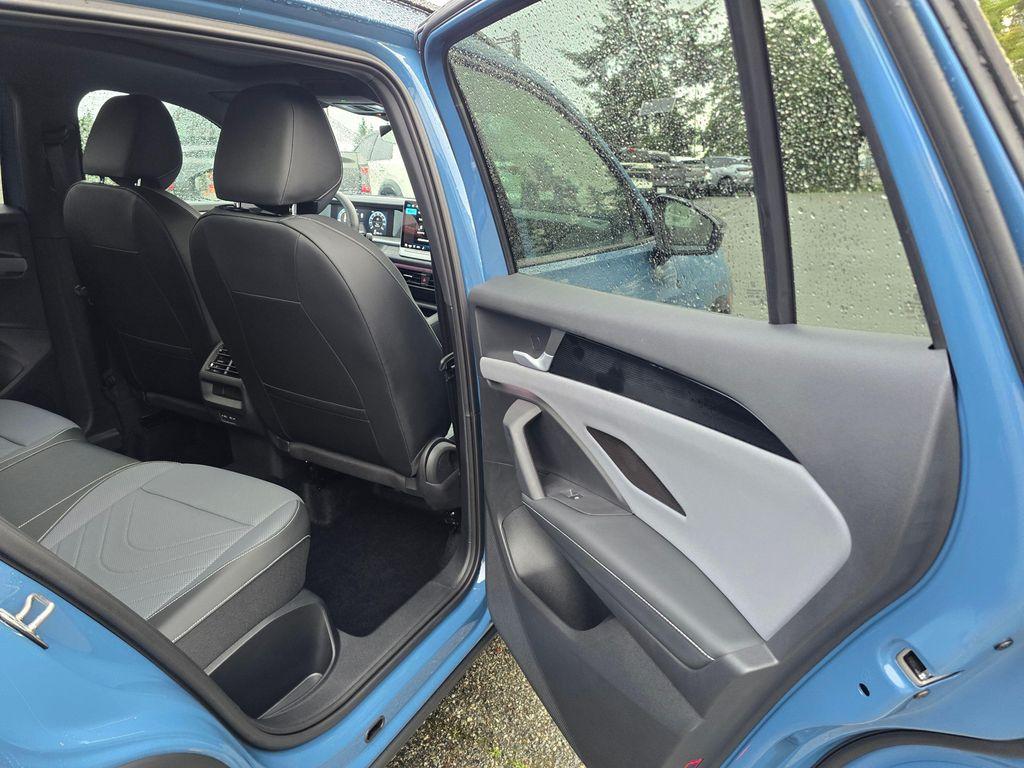 used 2025 Volkswagen Tiguan car, priced at $35,950