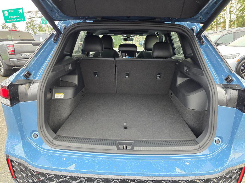 used 2025 Volkswagen Tiguan car, priced at $35,950