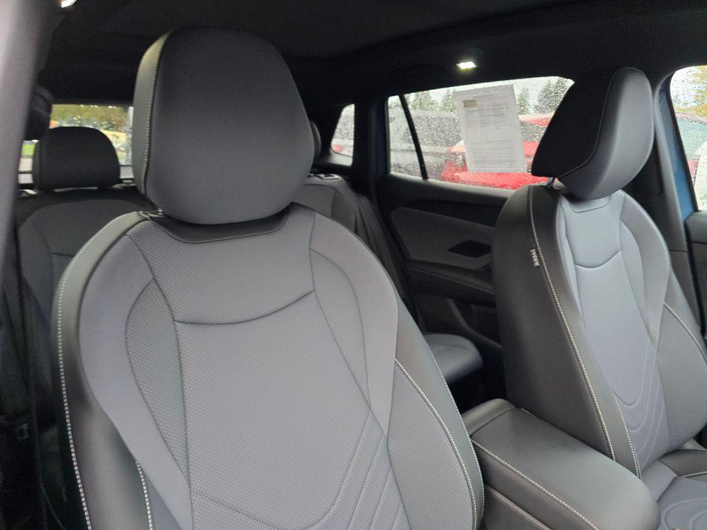 used 2025 Volkswagen Tiguan car, priced at $35,950