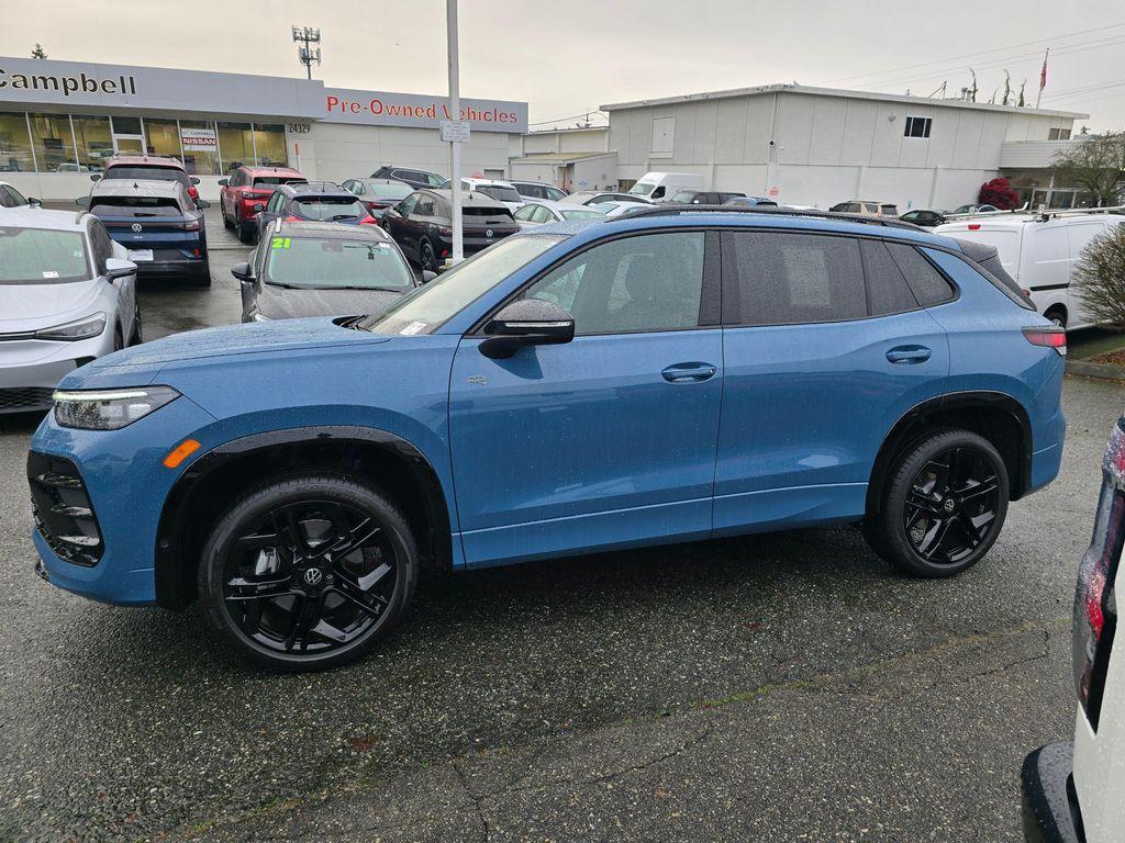 used 2025 Volkswagen Tiguan car, priced at $35,950