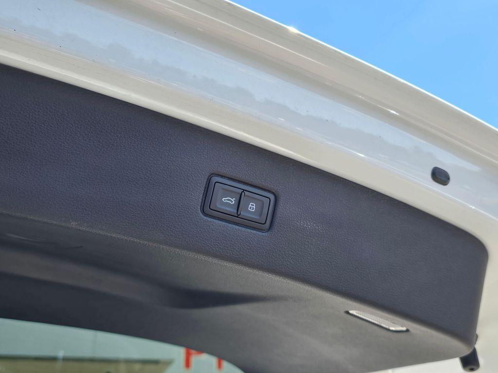 used 2025 Audi Q7 car, priced at $55,455