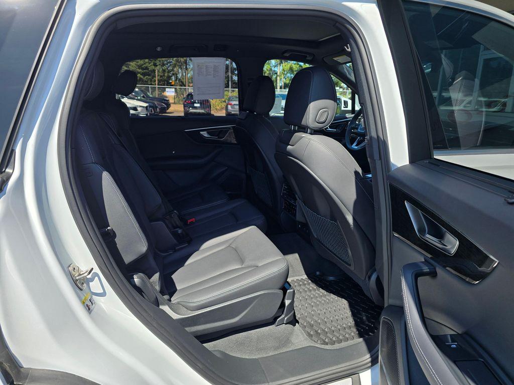 used 2025 Audi Q7 car, priced at $55,455