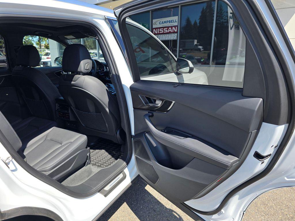 used 2025 Audi Q7 car, priced at $55,455