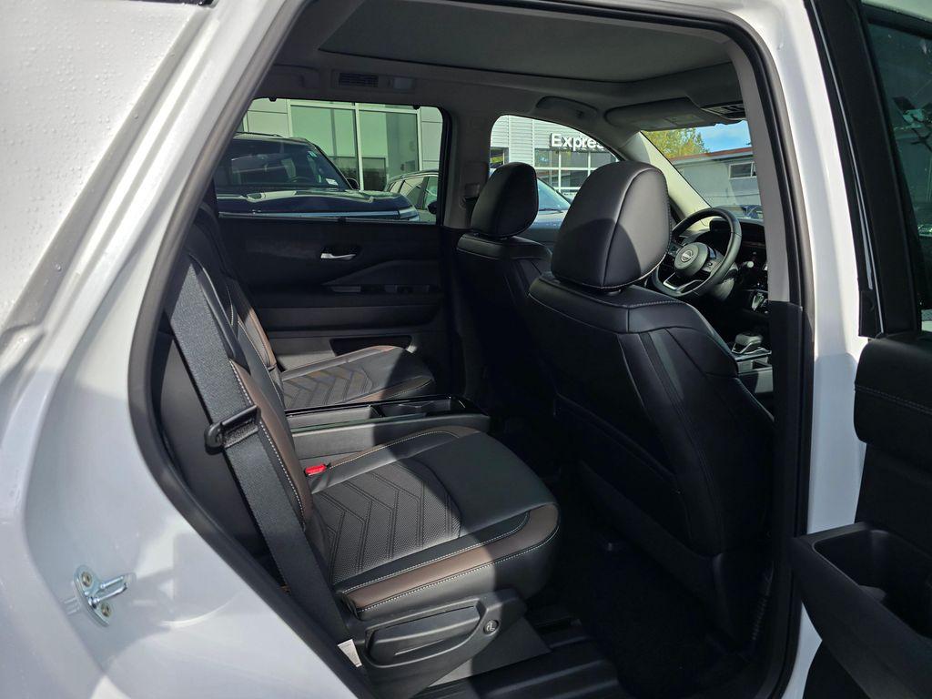 new 2025 Nissan Pathfinder car, priced at $51,599