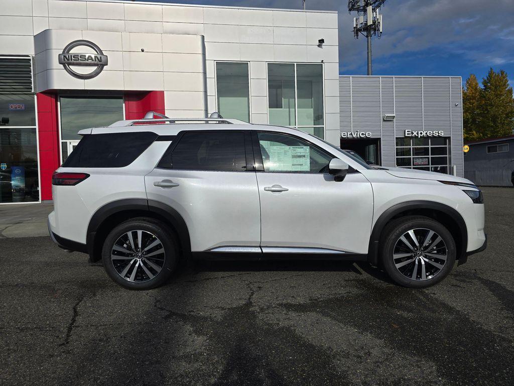 new 2025 Nissan Pathfinder car, priced at $51,599