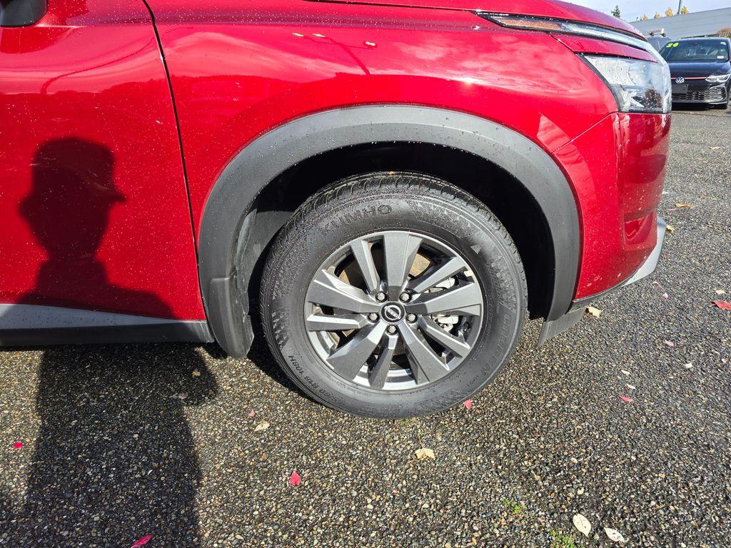 used 2024 Nissan Pathfinder car, priced at $32,950