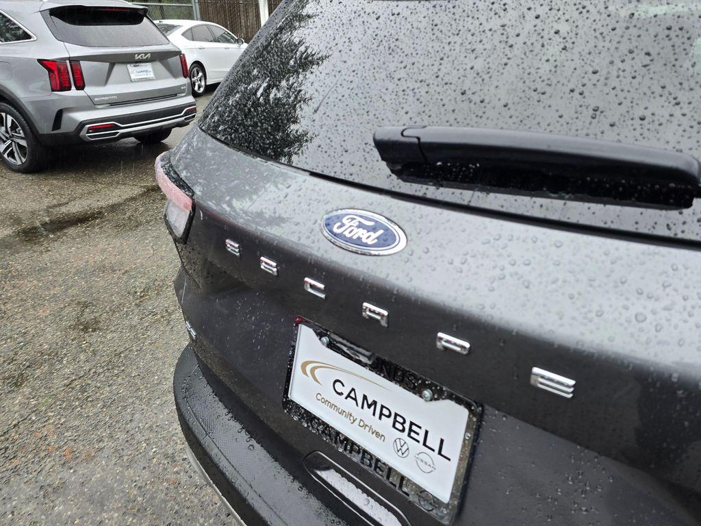 used 2022 Ford Escape car, priced at $17,950