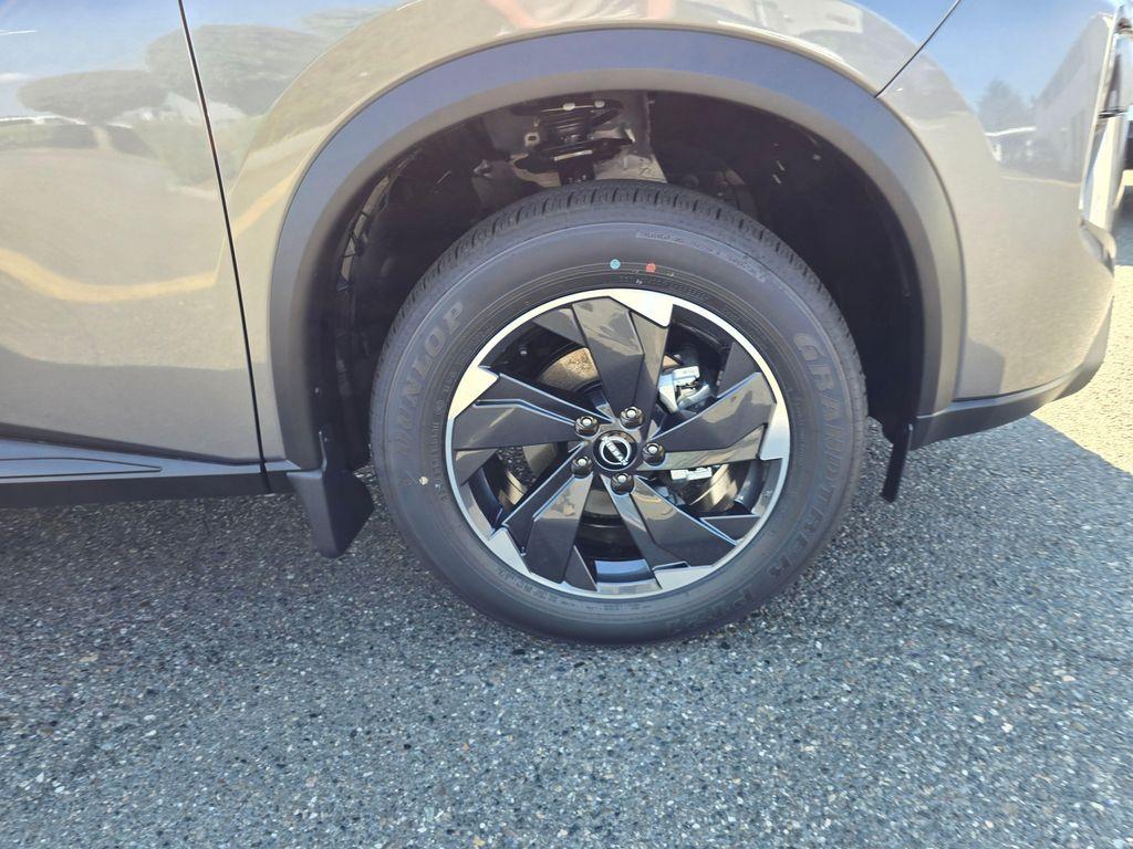 new 2026 Nissan Rogue car, priced at $32,359