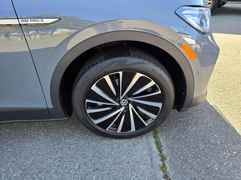 used 2023 Volkswagen ID.4 car, priced at $26,950