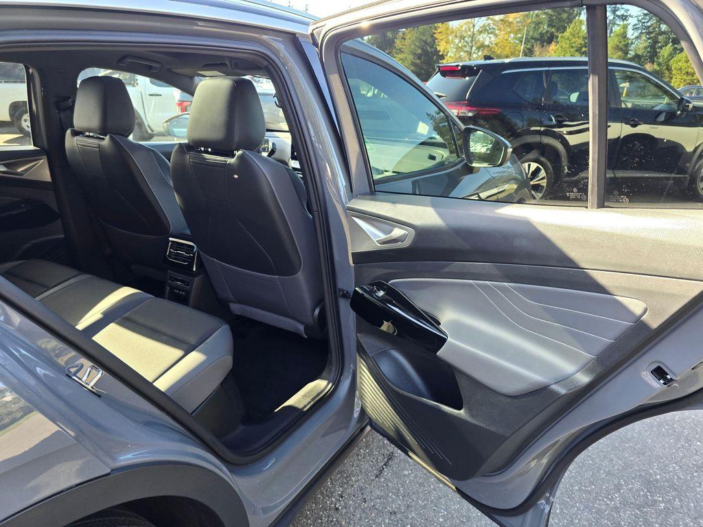 used 2023 Volkswagen ID.4 car, priced at $26,950