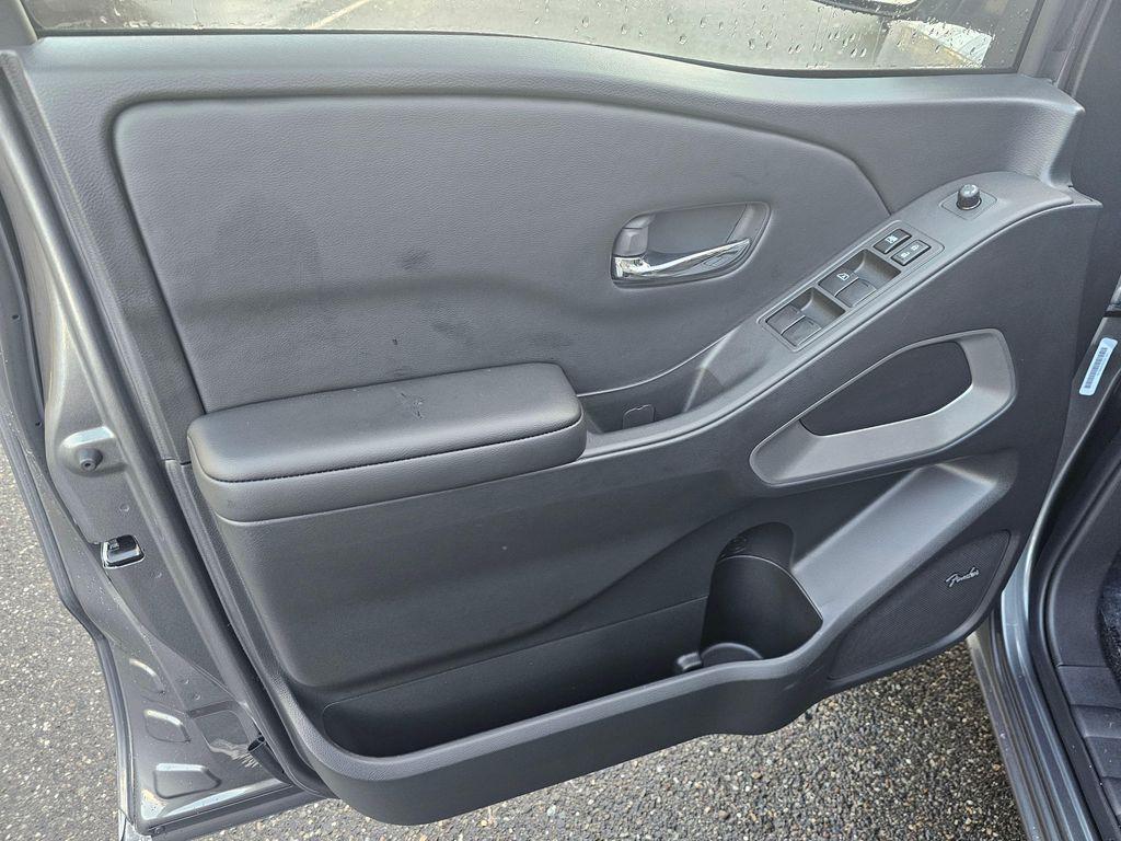 new 2025 Nissan Frontier car, priced at $40,724