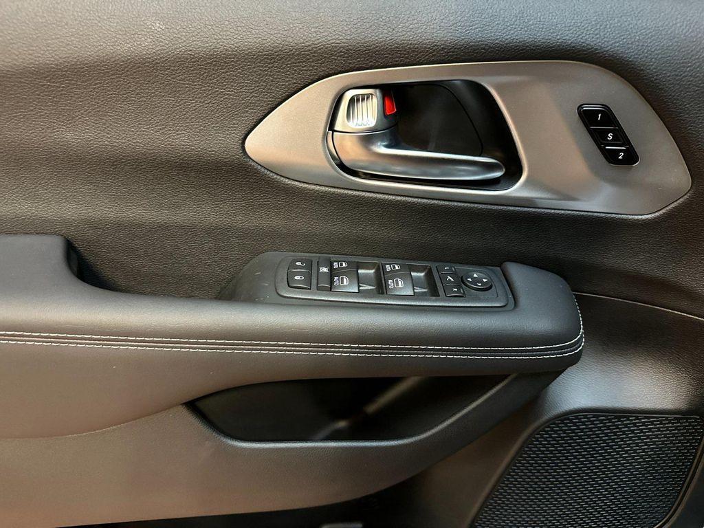 new 2026 Chrysler Pacifica car, priced at $54,040