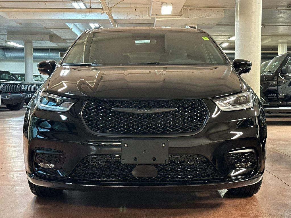 new 2026 Chrysler Pacifica car, priced at $54,040