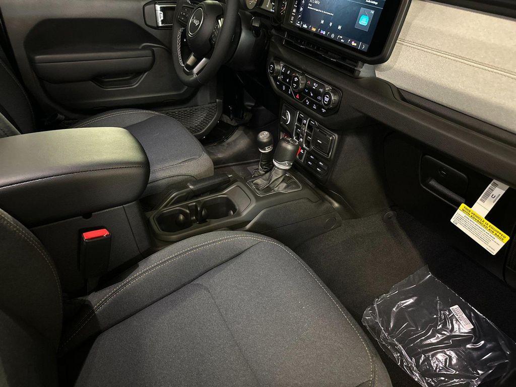 new 2025 Jeep Wrangler car, priced at $50,865