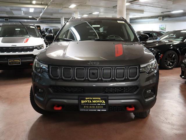 new 2022 Jeep Compass car, priced at $35,995