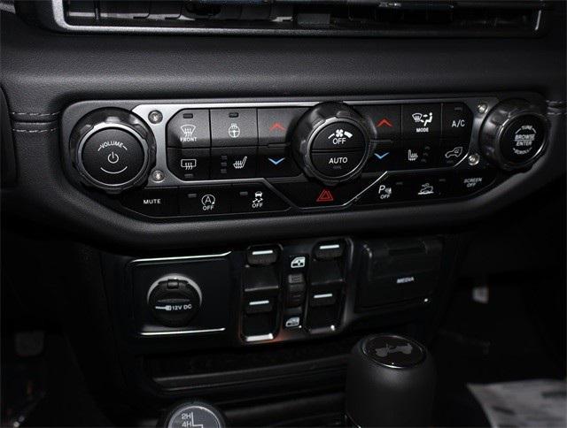 new 2025 Jeep Wrangler car, priced at $59,705