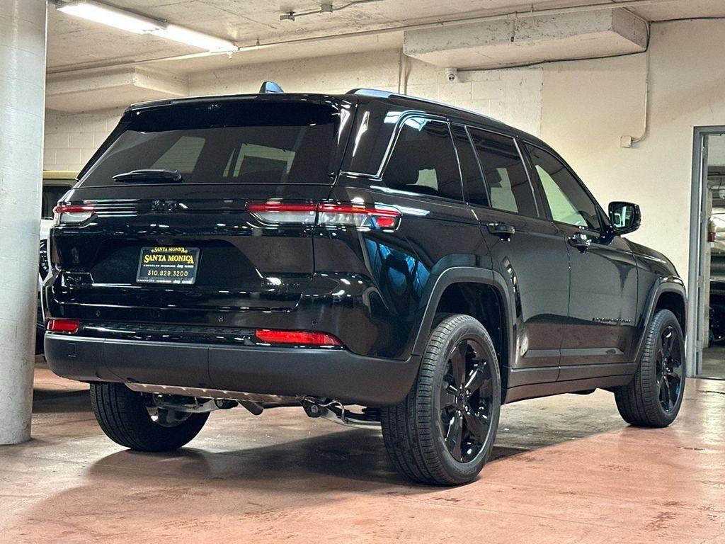 new 2025 Jeep Grand Cherokee car, priced at $47,760