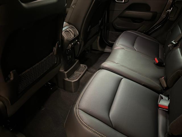 new 2025 Jeep Wrangler car, priced at $55,812