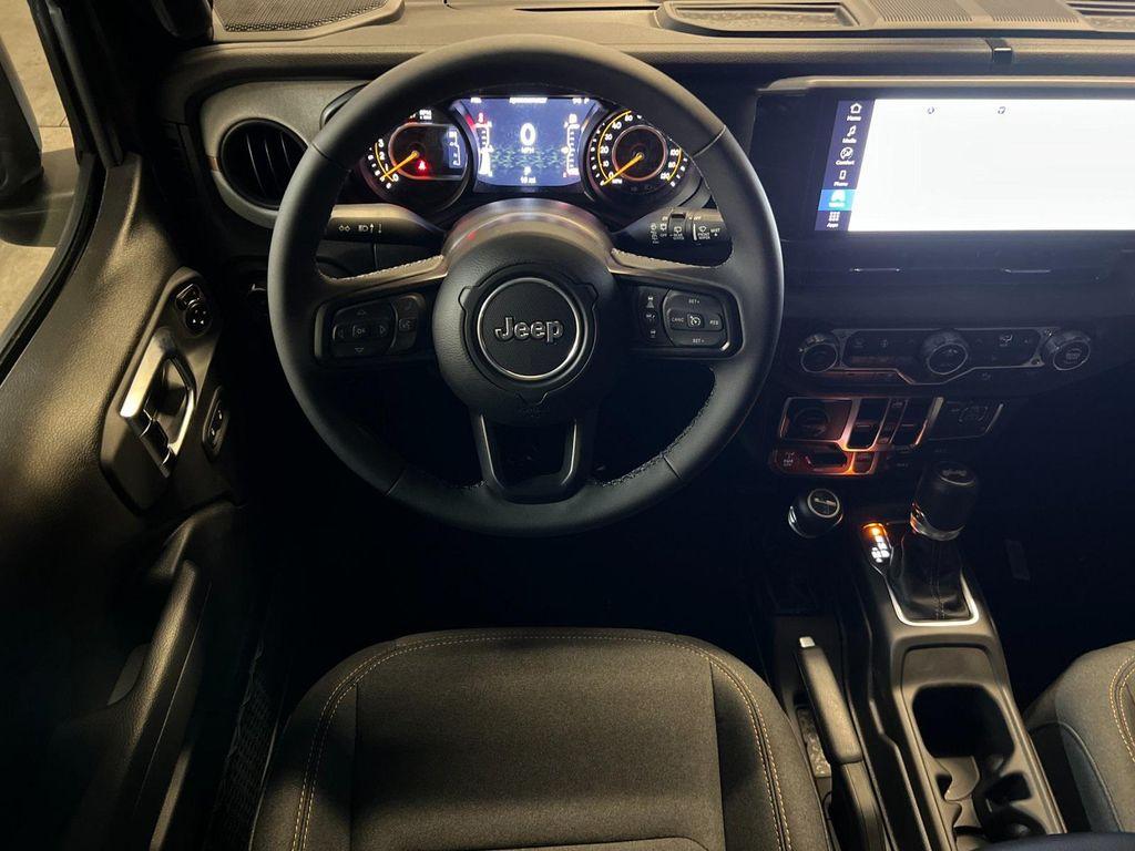 new 2025 Jeep Compass car, priced at $31,255
