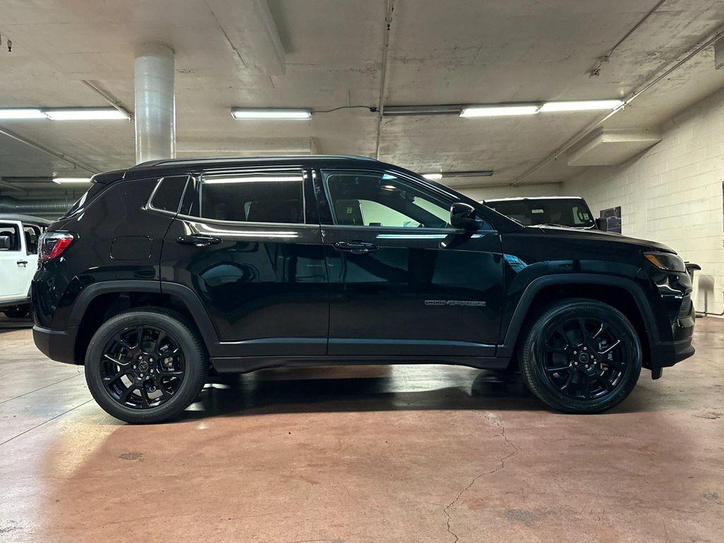 new 2025 Jeep Compass car, priced at $31,255