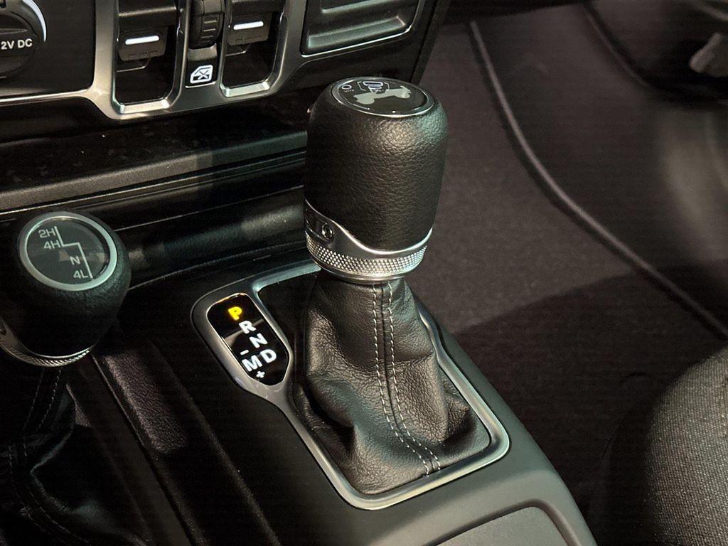 new 2025 Jeep Wrangler car, priced at $49,995