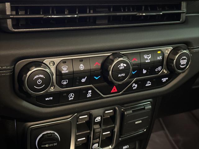 new 2025 Jeep Wrangler car, priced at $69,357