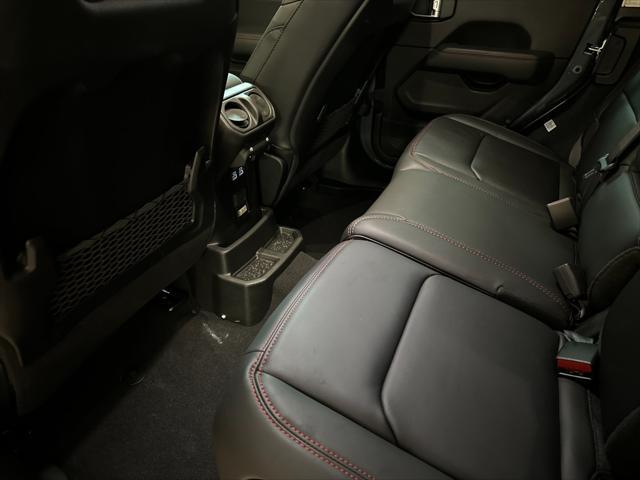 new 2025 Jeep Wrangler car, priced at $69,357