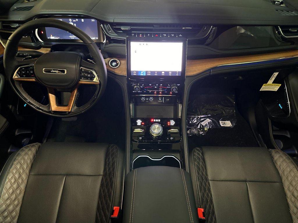 new 2025 Jeep Grand Cherokee car, priced at $64,985