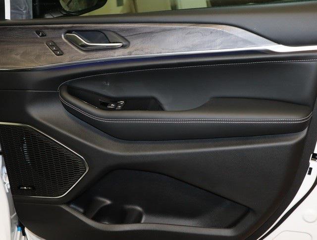 new 2023 Jeep Grand Cherokee car, priced at $62,387