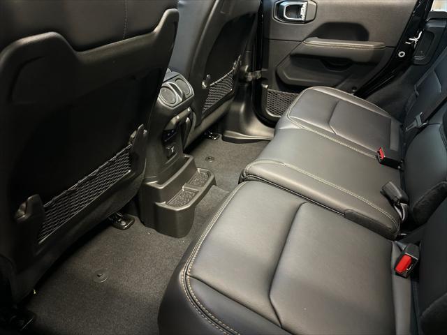 new 2025 Jeep Wrangler car, priced at $53,142