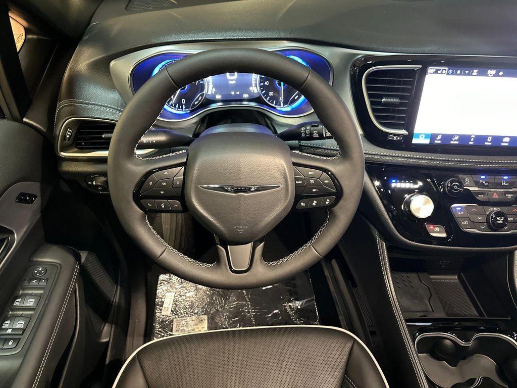 new 2026 Chrysler Pacifica car, priced at $56,810