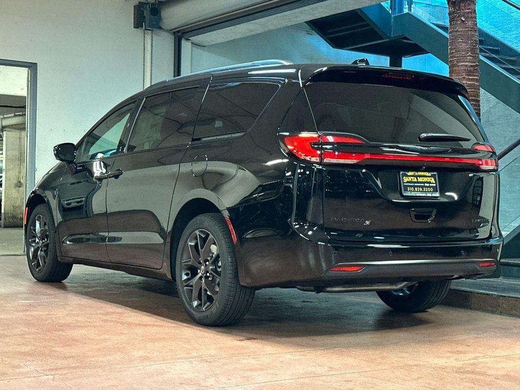 new 2026 Chrysler Pacifica car, priced at $56,810