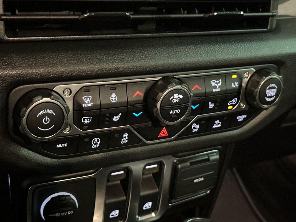 new 2025 Jeep Wrangler car, priced at $43,840