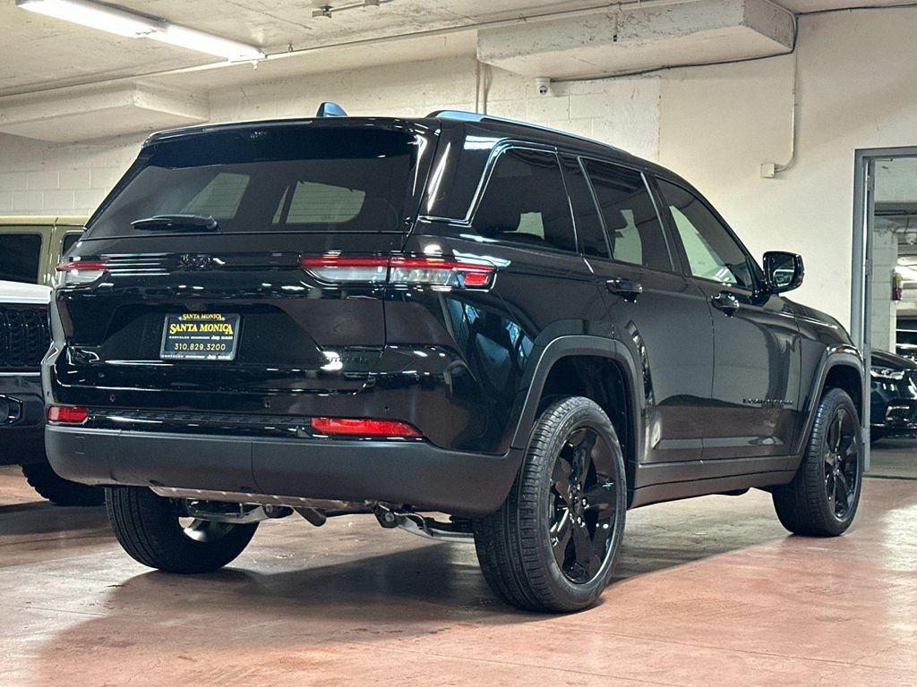 new 2025 Jeep Grand Cherokee car, priced at $53,410