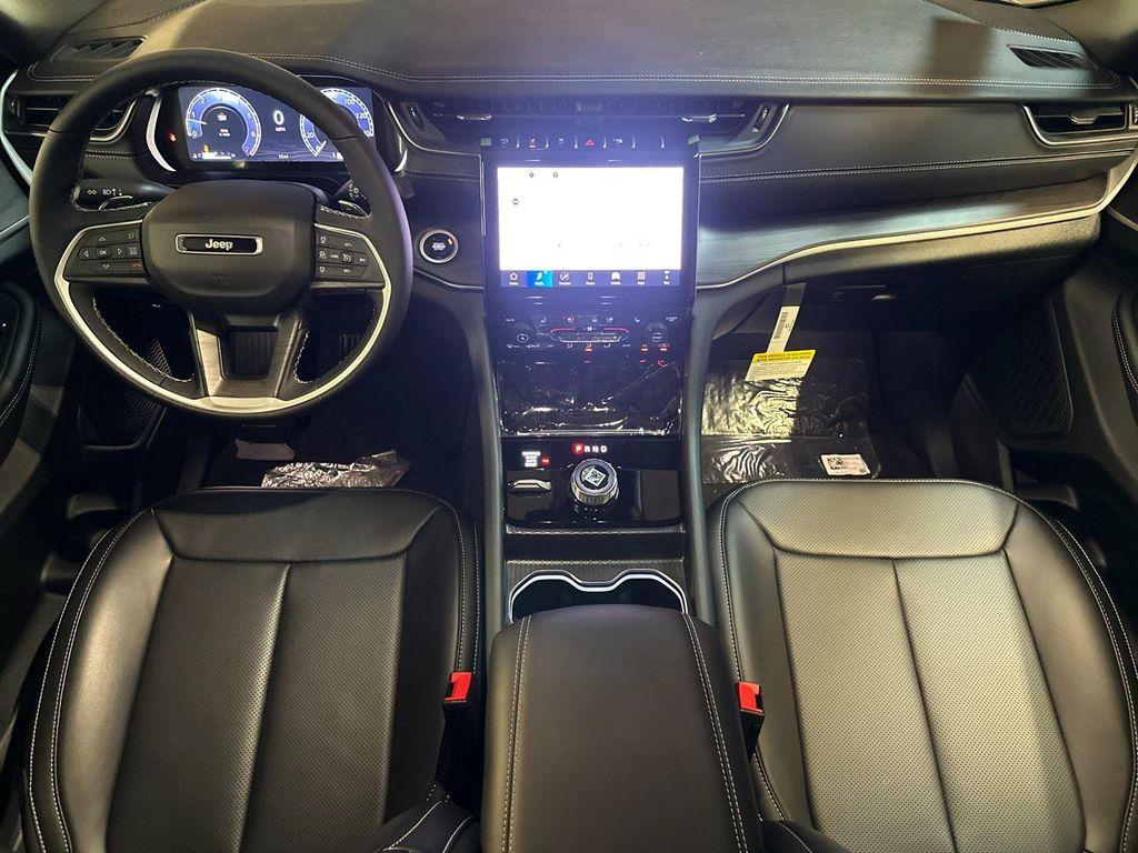 new 2025 Jeep Grand Cherokee car, priced at $53,410