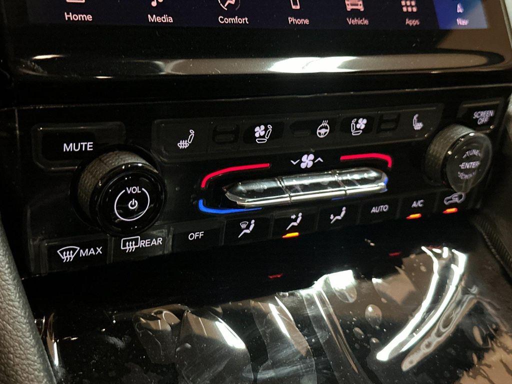 new 2025 Jeep Grand Cherokee car, priced at $53,410