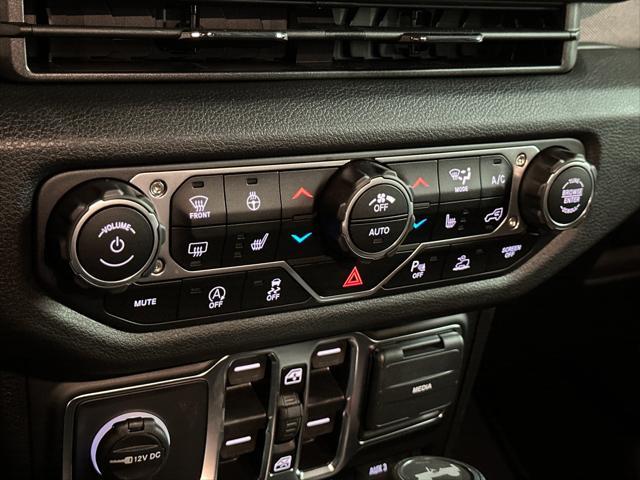 new 2025 Jeep Wrangler car, priced at $54,692