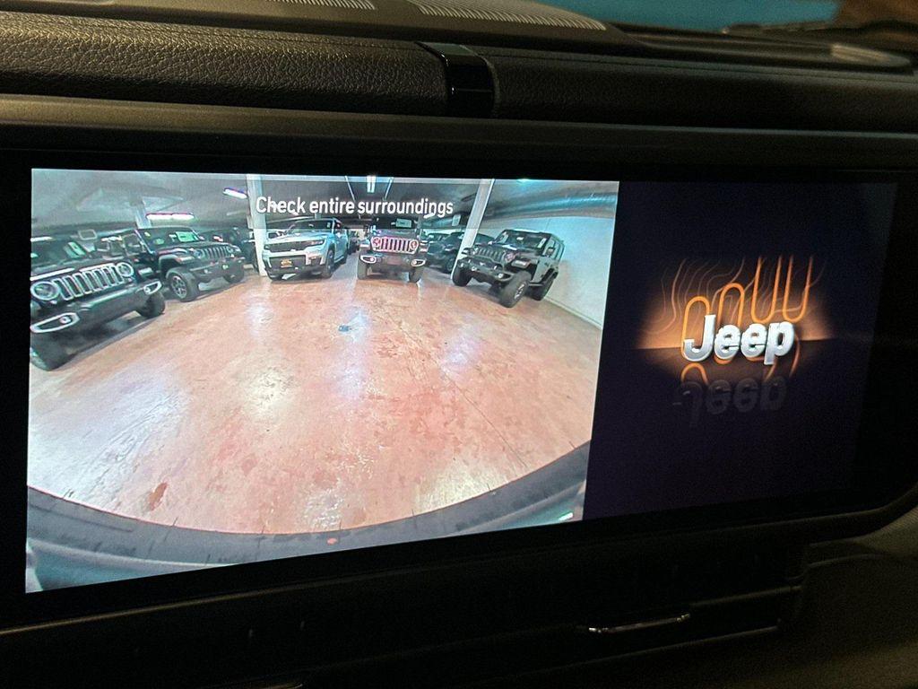 new 2025 Jeep Wrangler car, priced at $47,875
